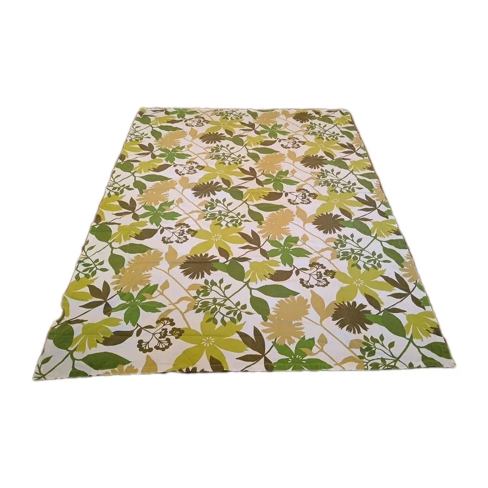 Crate And Barrel Decorative Greenery Tablecloth 6.10 By 4.8‎ Feet